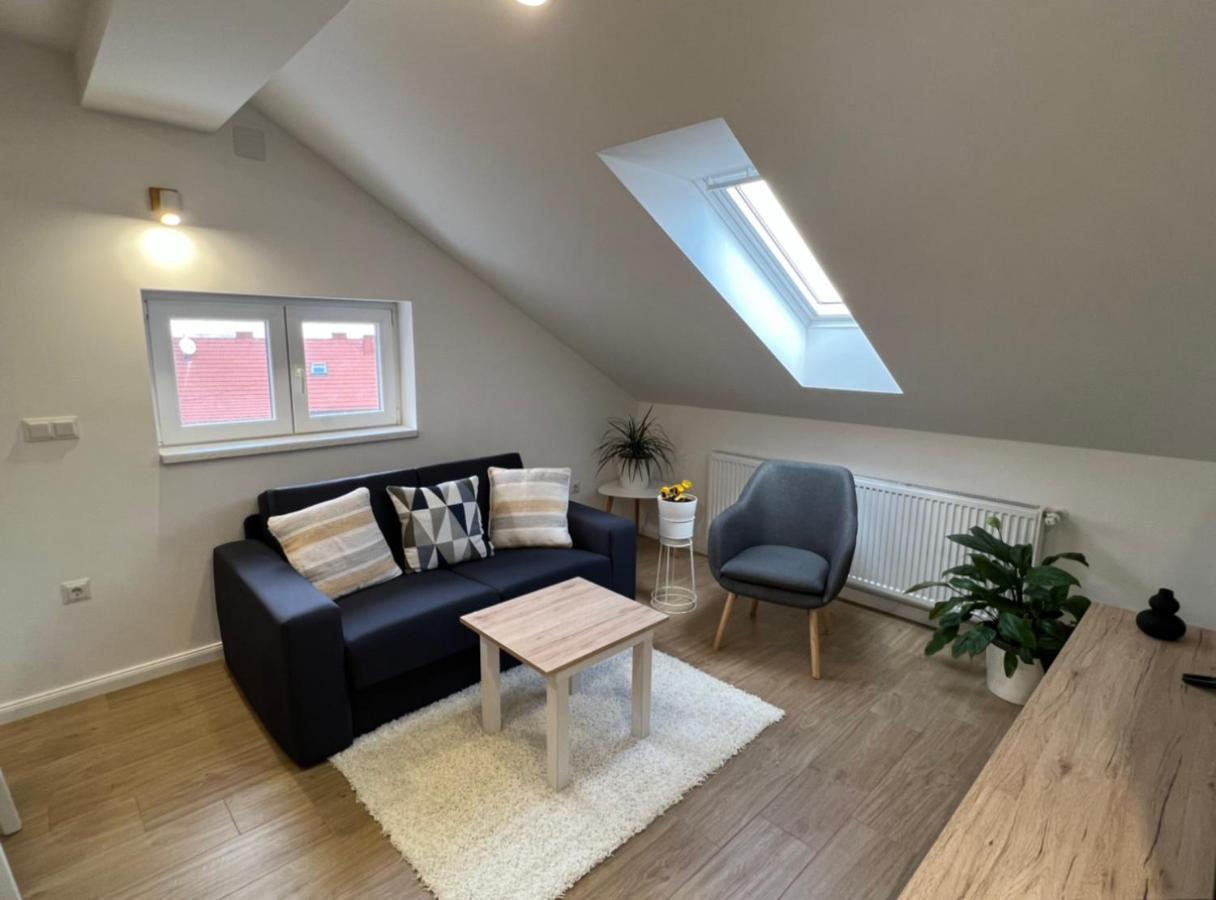 Apartmani Nova カルロヴァッツ エクステリア 写真