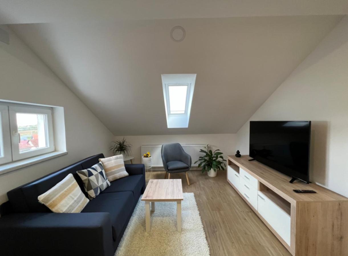 Apartmani Nova カルロヴァッツ エクステリア 写真