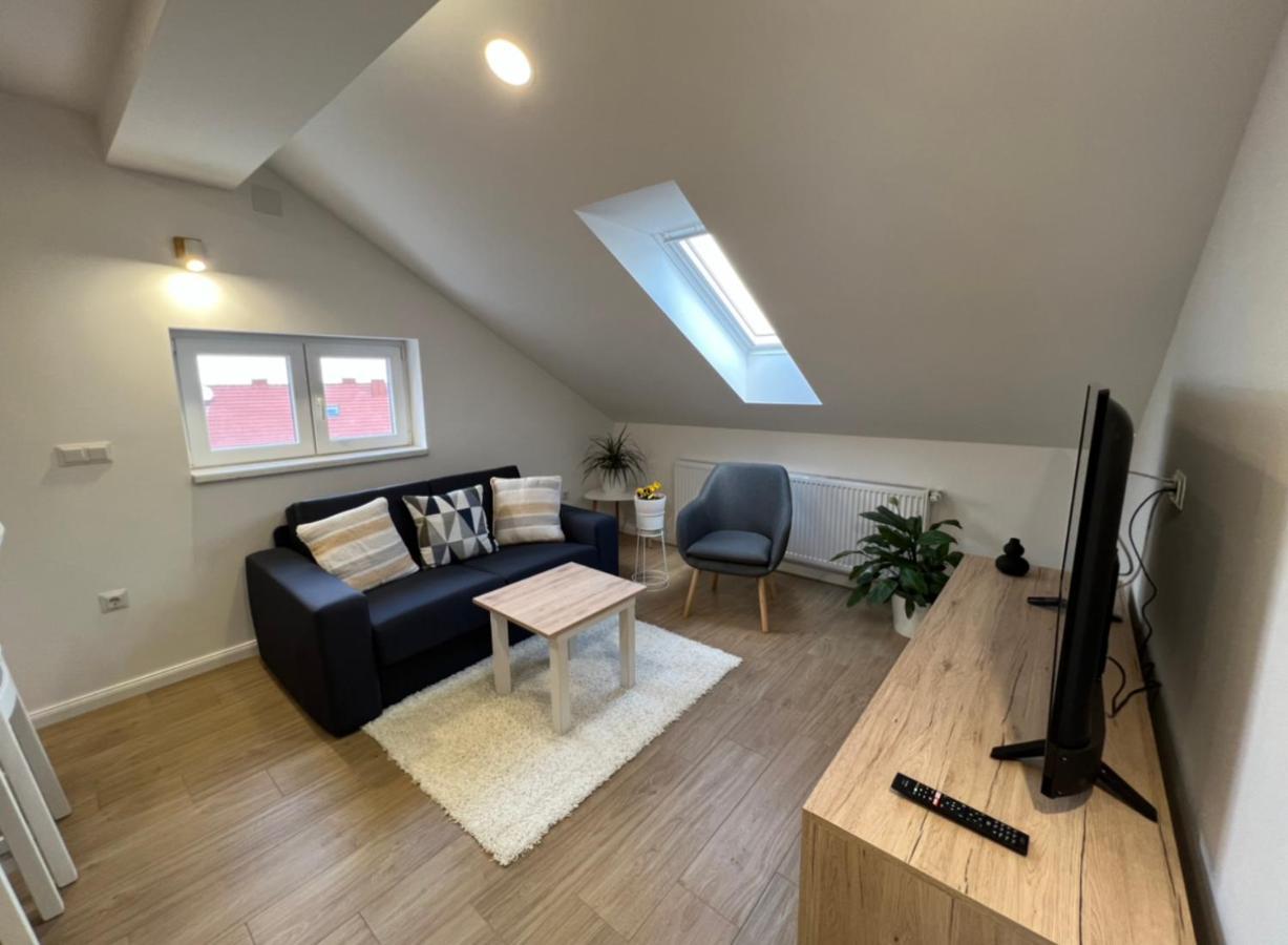 Apartmani Nova カルロヴァッツ エクステリア 写真