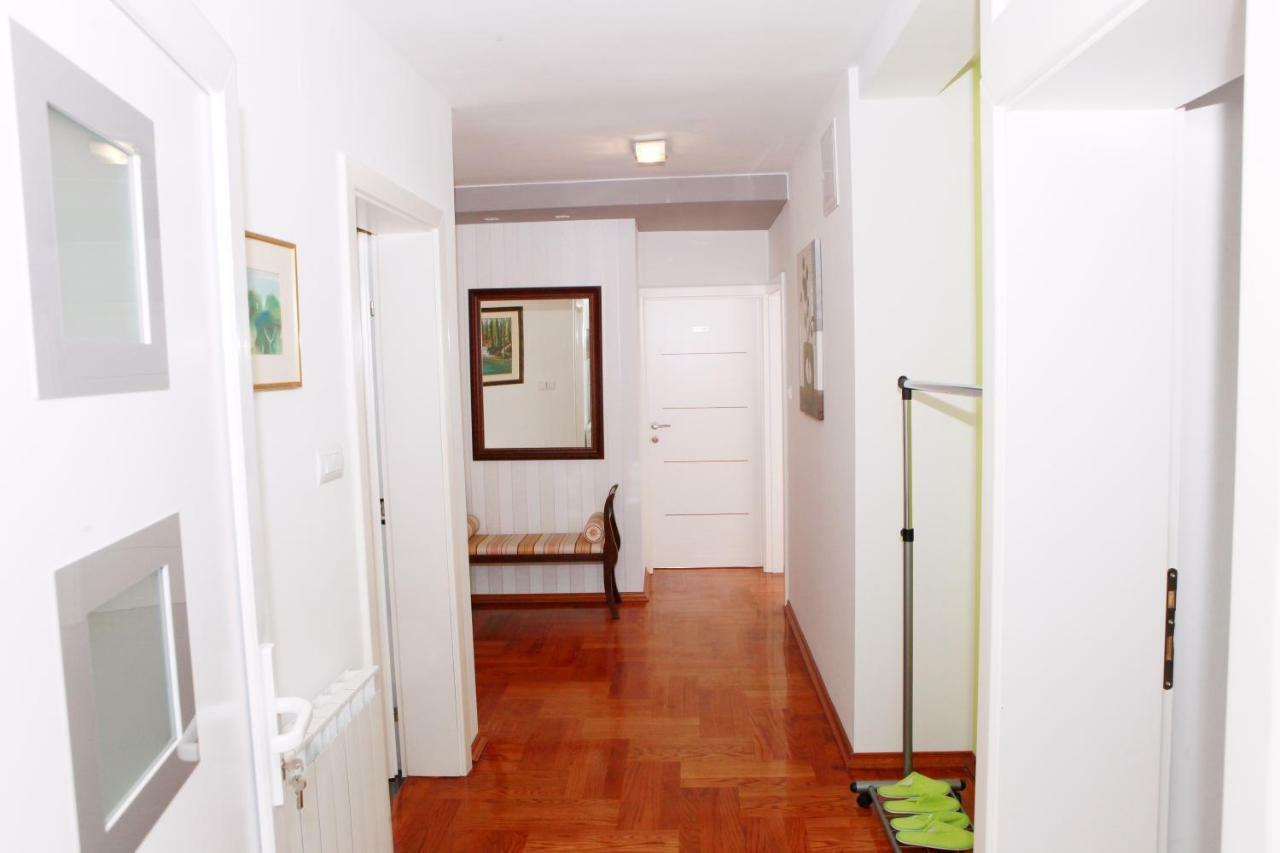 Apartmani Nova カルロヴァッツ エクステリア 写真