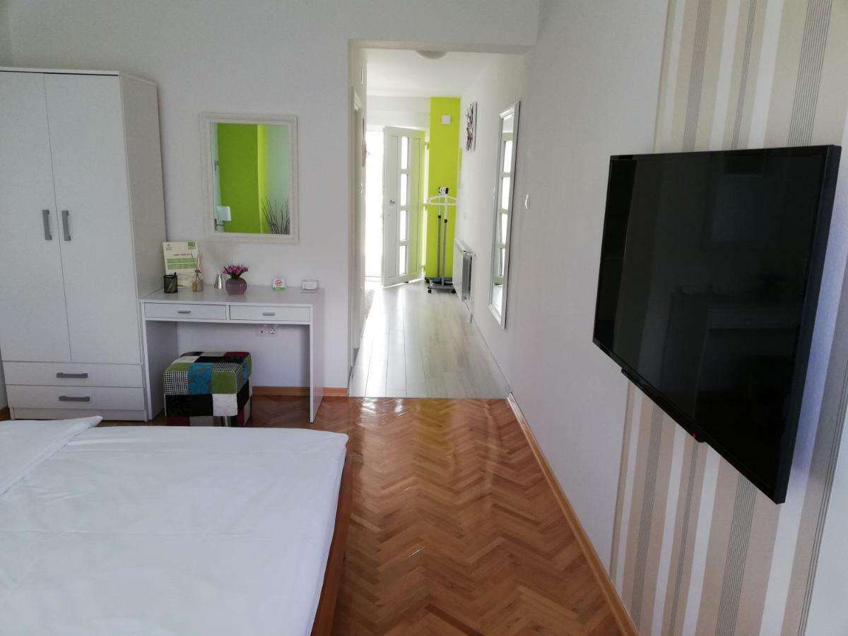 Apartmani Nova カルロヴァッツ エクステリア 写真